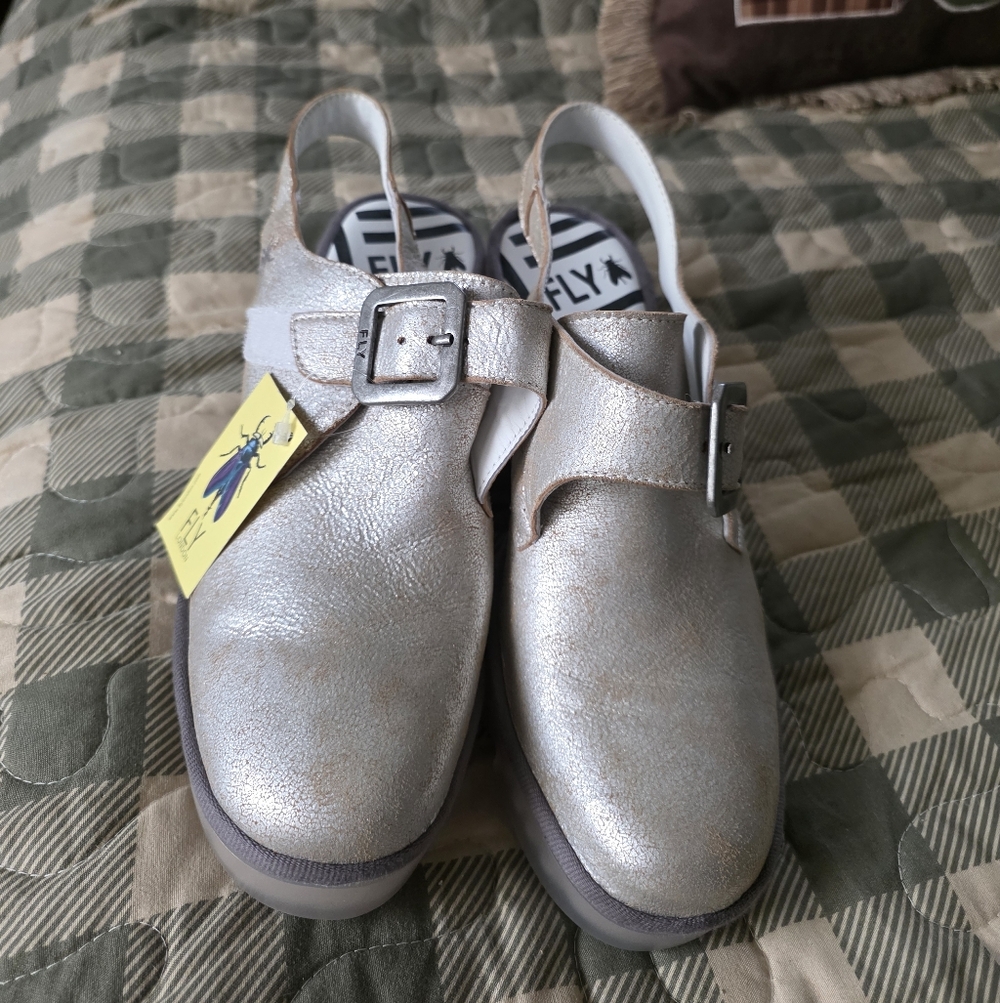 Fly London Metallic Closed Toe Sandles